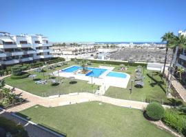 Luxury 2 bedroom pent house in Lomas de Cabo Roig, khách sạn ở Orihuela