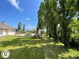Séjour Authentique dans Bourrine Traditionnelle à Beauvoir-sur-Mer - FR-1-426-582