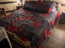 Hope Acres Glampground, tenda de luxo em Abbeyville