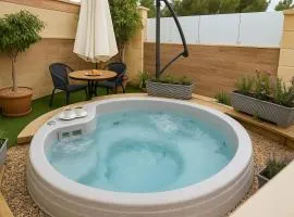 Casa con vistas al mar piscina y jacuzzi