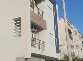EIina