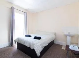 Brookvale Guest House Room 3