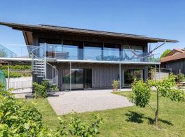 LIEBLINGSECK nachhaltige 5-Sterne Ferienwohnung am Chiemsee, hotel v destinaci Gstadt am Chiemsee