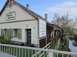 Balatomi Apartman