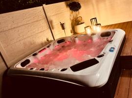 L'Écrin de la Sapinière, Hotel in Merville