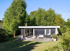 Gorgeous Home In Højby With Wifi