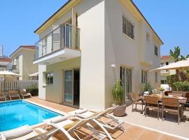 Villa Adonia - 30m from Pernera Beach