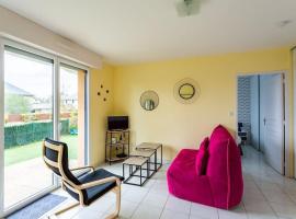L'Opale - Joli appartement avec jardin et garage, hotel near Pleurtuit Airport - DNR, 