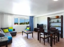 1 BR in heart of Maho Village !