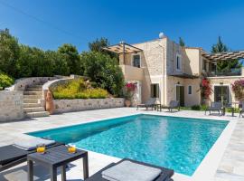 Villa Anthos - Superb panoramic sea and hill views with private pool, hotel v destinaci Gavalochori