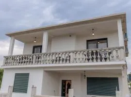 Apartments Nona