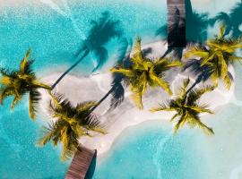 Choisy Les Bains with LOV, hotel v destinaci Mont Choisy