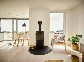 Villa White I