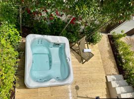 MARCHE FULL EXPERIENCE-Dimora, hotel din Porto SantʼElpidio