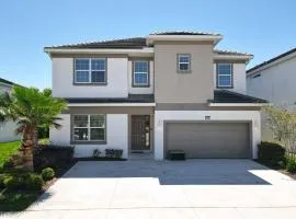 Experience Villa 12-Bed Vacation Haven BV368