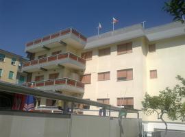 Hotel Aurora, hotel em Scauri