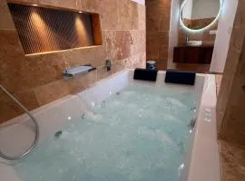 Suite Luxe Balnéo