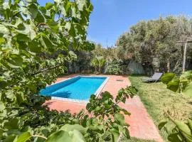 Marrakech -10min Away- Peaceful Villa With a Private Pool