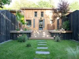Maison du Ponton, bord de canal à Cazaux