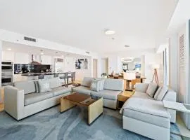 Ritz-Carlton Luxury Oceanview 3-Bedroom Residence