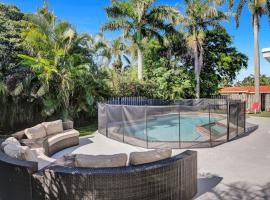 Lighthouse Point Oasis w Pool and Hot Tub Near Beach, hotel v destinaci Lighthouse Point