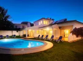Solar - Private Pool - 12 Guests - Albufeira