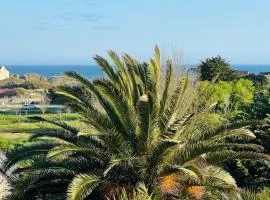 VILLA TY EDEN - standing- dans JARDIN EXOTIQUE privé, PLAGE à 200m