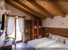 Maso Scricciolo Farm House, hotel in Vezzano