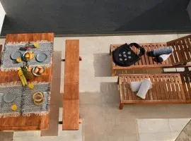 Muse by the beach with Jakuzzi