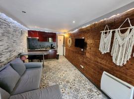 Le nid douillet, Hotel in Saint-Étienne-de-Tinée
