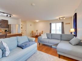 3 Mi to Alaska Zoo: Family Home in Anchorage!, Hotel in Anchorage