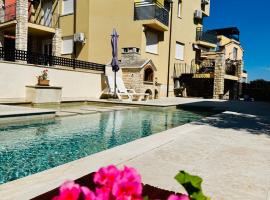 V&V Medulin pool and sea, hotel in Medulin