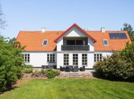 Awesome Home In Haslev With Kitchen, luxury hotel in Haslev
