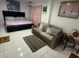 Estudio independiente, full equipo en excelente zona de Caracas