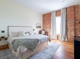 Courtyard King - Room 3, hotel en Versailles
