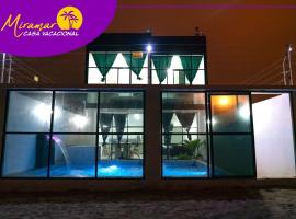 MIRAMAR Oceanfront Vacation Home, hotel v destinaci Castelnovo