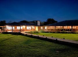 Irupé Lodge, hotel v destinaci Colonia Carlos Pellegrini