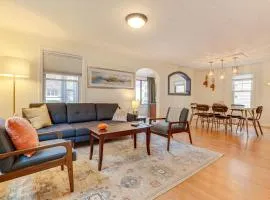 6 Mi to Dtwn St Paul Home with Patio