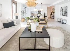 LMEA20A - Luxury Apt - Pool View & Walk to All