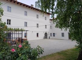 Grad Kojsko, place to stay in Kojsko