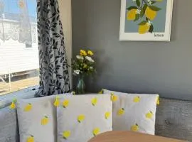 Caravan Tuscany 3 Bed Robin Hood