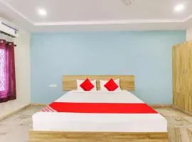 Hotel O R Squre Inn