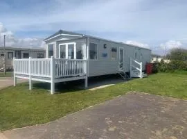 Gracie's Retreat