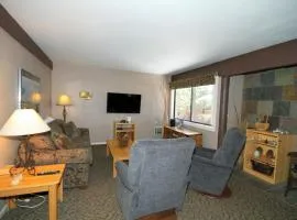Mammoth Ski Racquet Club 94 2 bedroom Dog Friendly