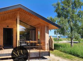 WerderChalet -- SEABREEZE -- Meerblick I Strand 150m I Sauna I eKamin I 2 Personen und Kind I by "Meyers am Meer", kalnų namelis mieste Boiensdorf