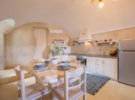 Love Nest with hot tub, hammam & outdoor cinema