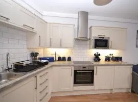 3 Bed in Brixham BX078