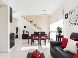 Mamad Spacious Duplex with Terrace From the Beach