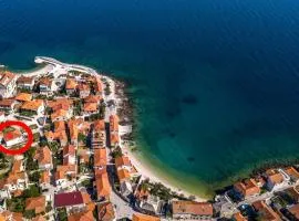 Apartments by the sea Postira, Brac - 12291