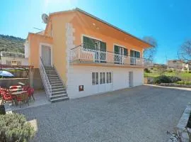 Apartments with parking space Marina, Trogir - 11554